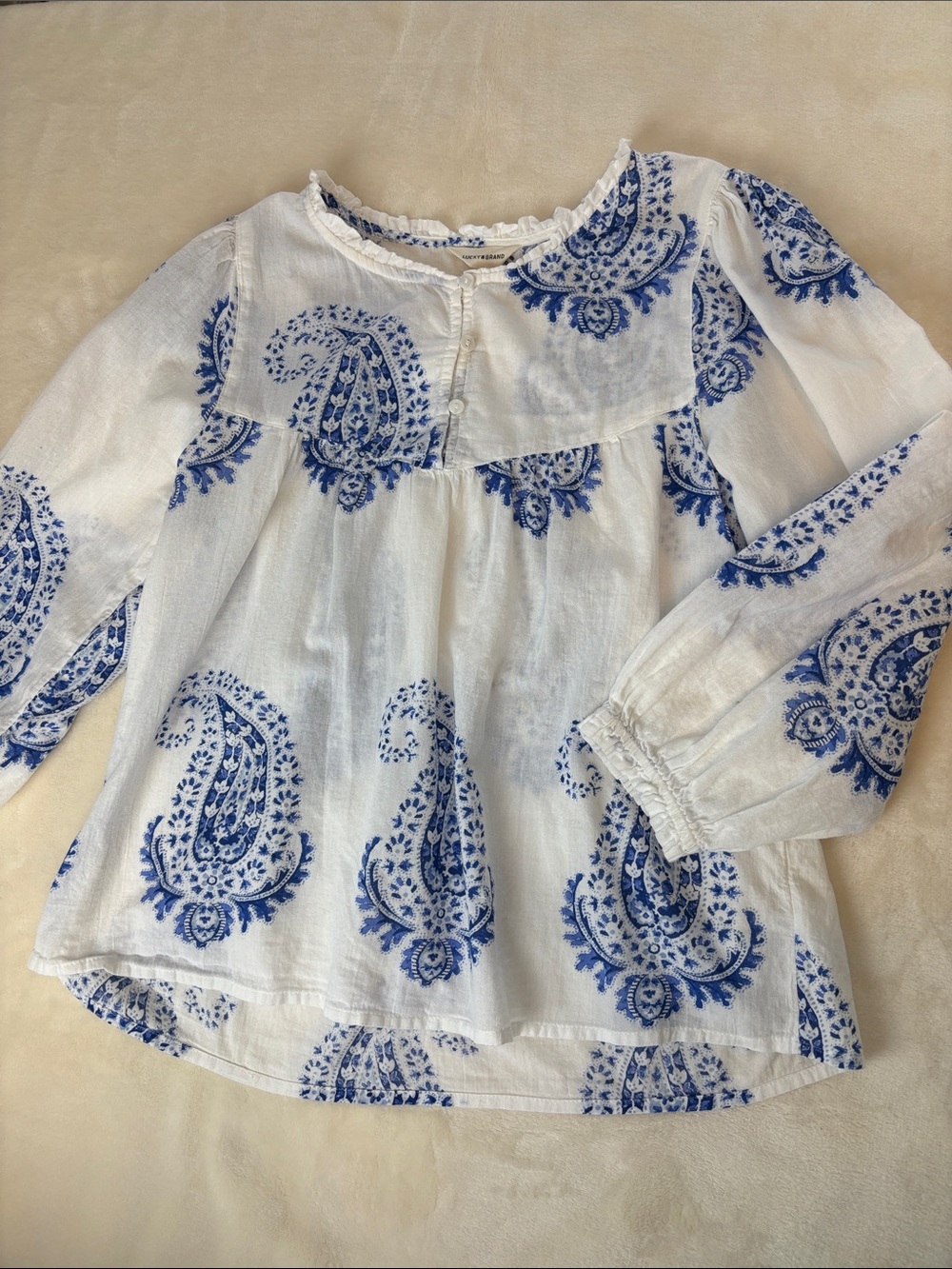 Women's LUCKY BRAND White Peasant Top with Blue Paisley Print- Sweet! Size Small